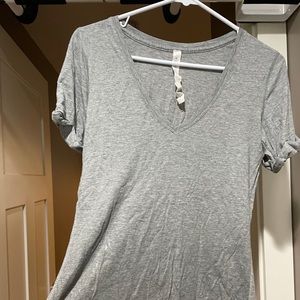 Lulu lemon v-neck T-shirt